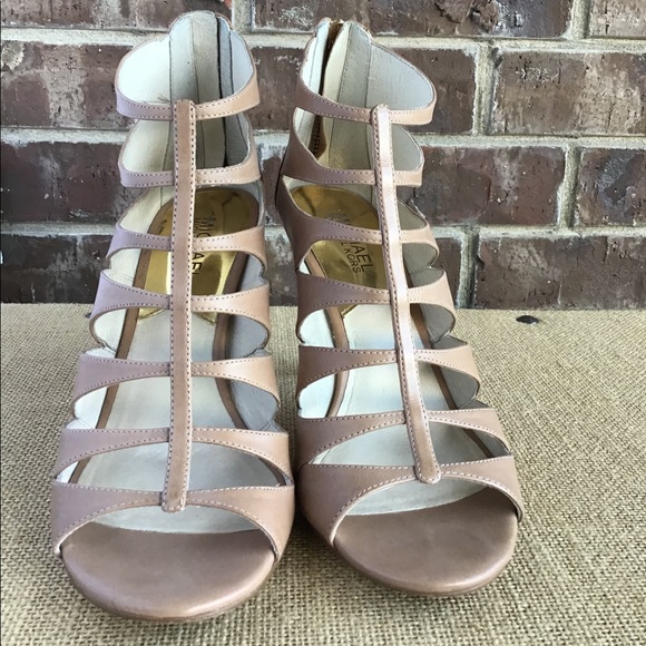 MICHEAL KORS Caged Heeled Booties - Picture 2 of 6